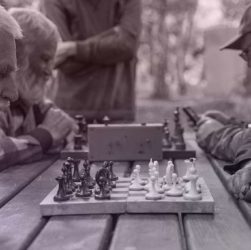 Шахматы на стройке: уникальный способ игры